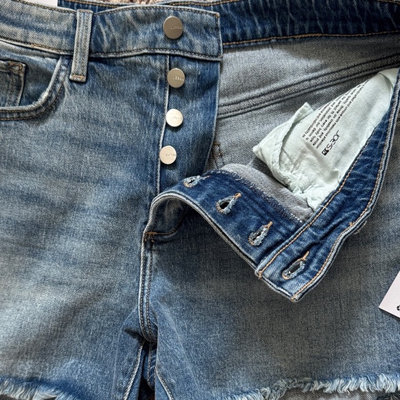NWT Joe's Jeans Women's Blue Denim Shorts - Picture 4 of 4
